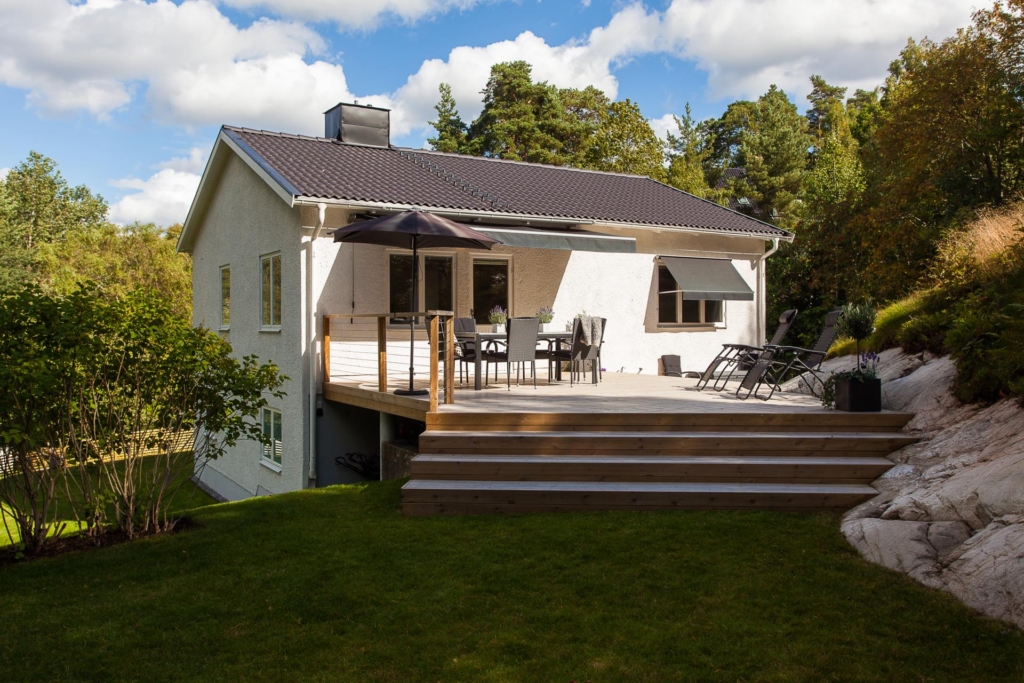 Topprenoverad villa 6 rum i önskeläge!