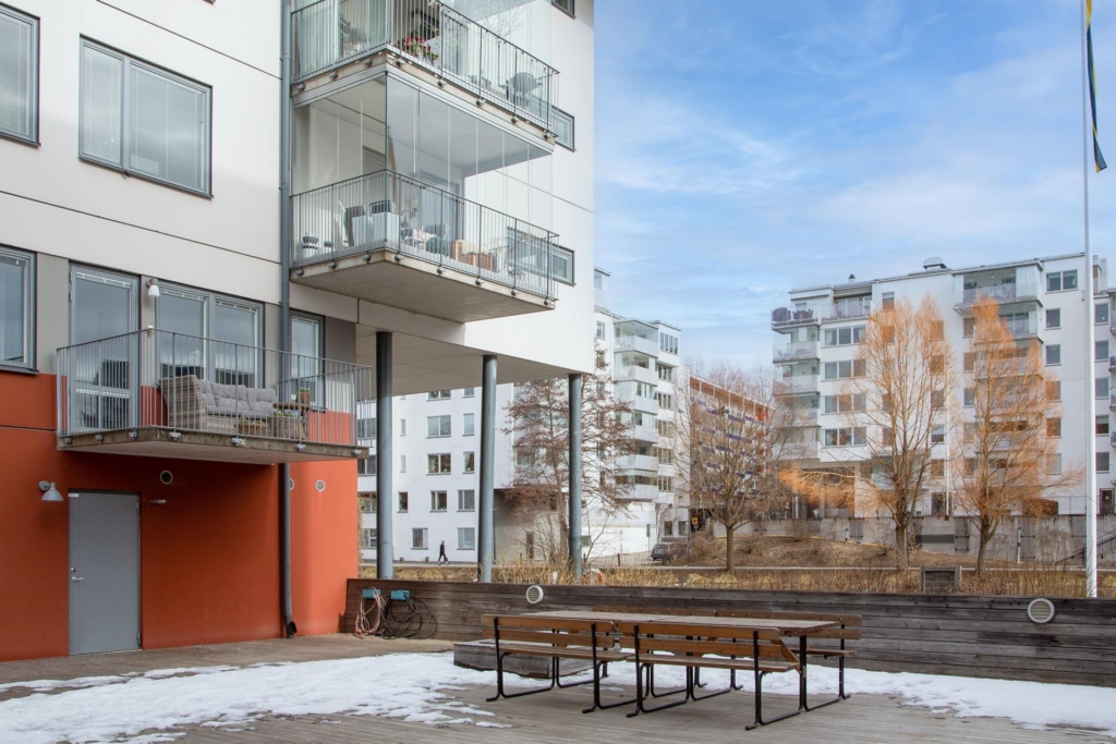 Frontläge mot vattnet och stor balkong i söderläge