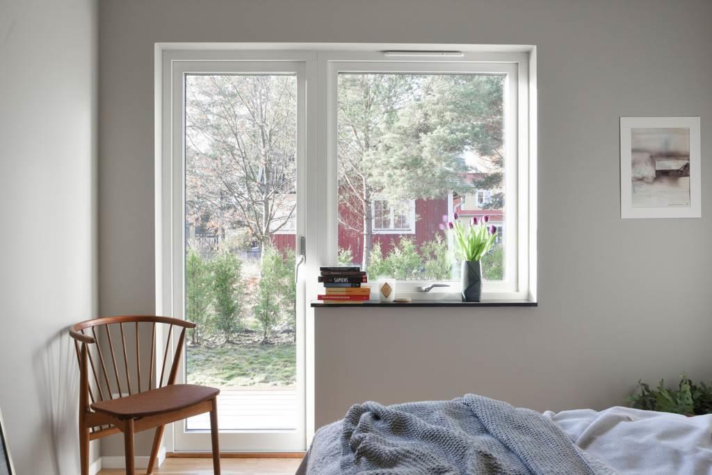 Nybyggd och mycket påkostad villa i önskeläge!