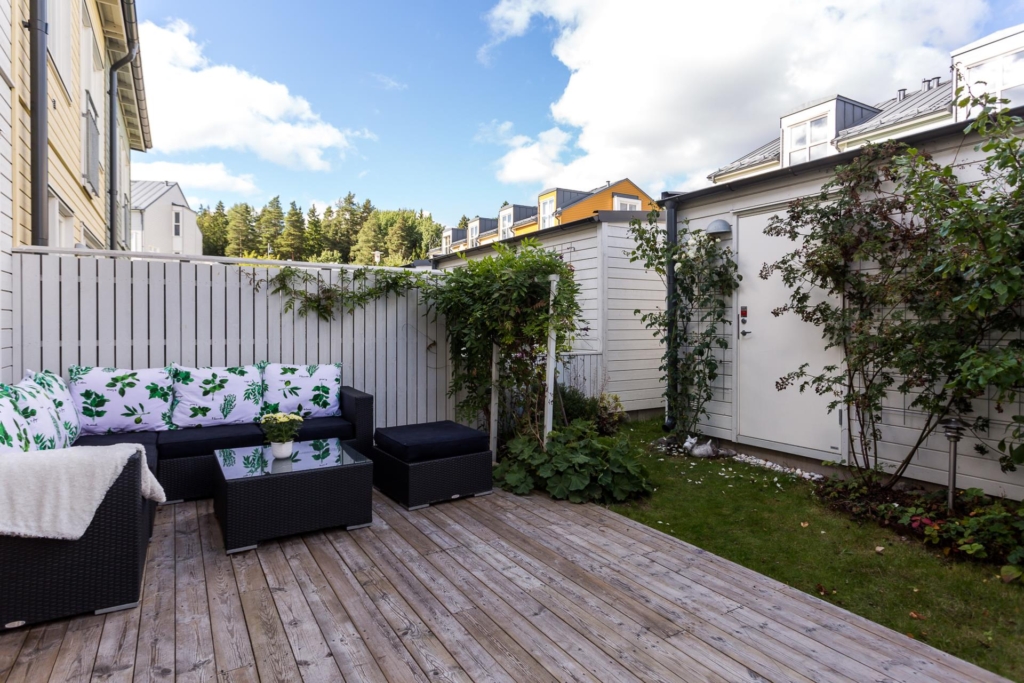 Stor härlig familjebostad 5 rum och 2 altaner.