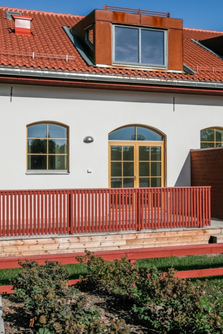 Magnifikt Brf radhus i 1700-talsmiljö!