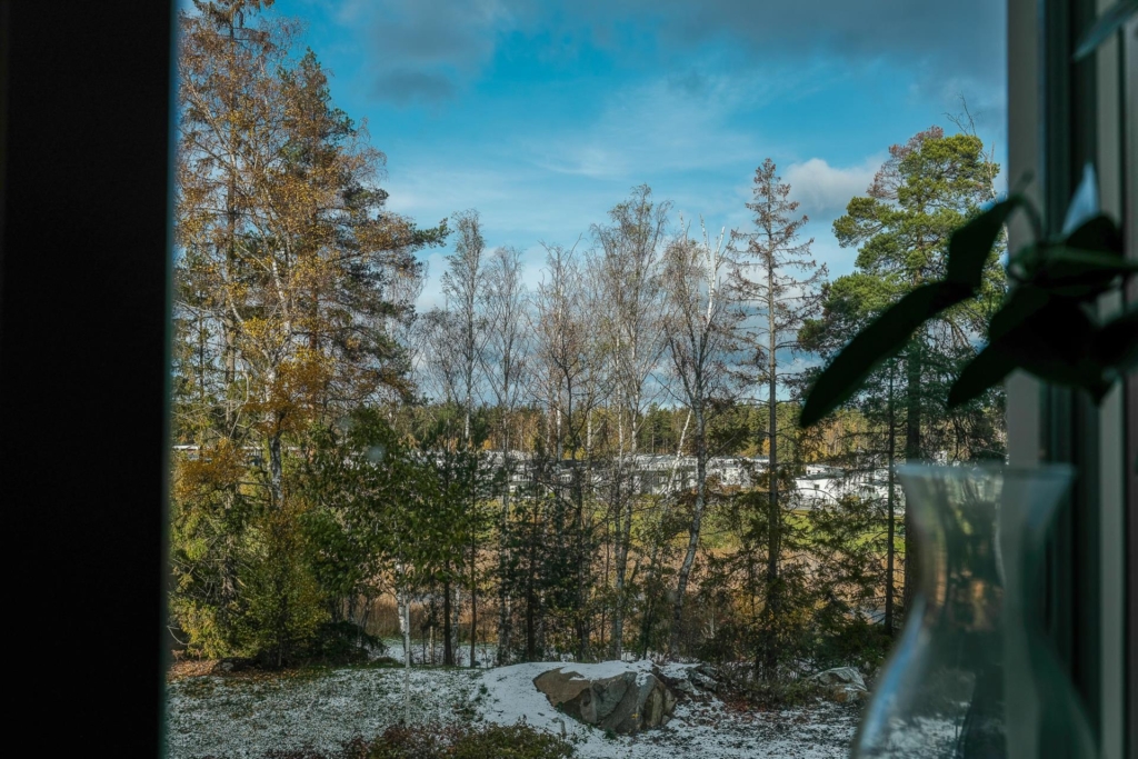 Välplanerad 2,5:a med balkong och närhet till naturen.