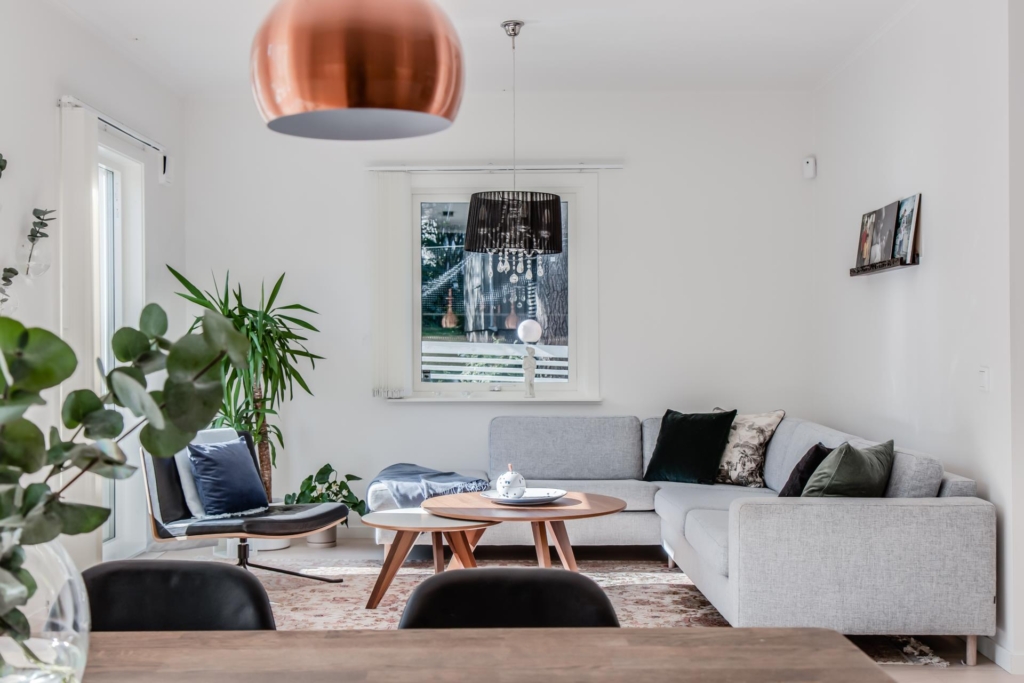Nybyggt hus 2018 med 6 rum och stor altan.