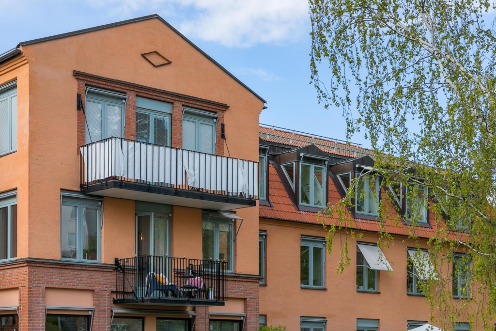 Välplanerad 2:a om 48 kvm ett stenkast från Sollentuna centrum.