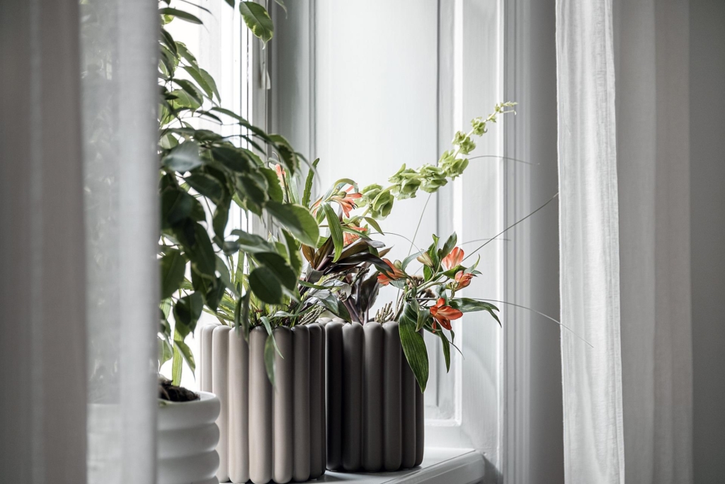 Ljust, elegant hem med härlig sekelskifteskaraktär.