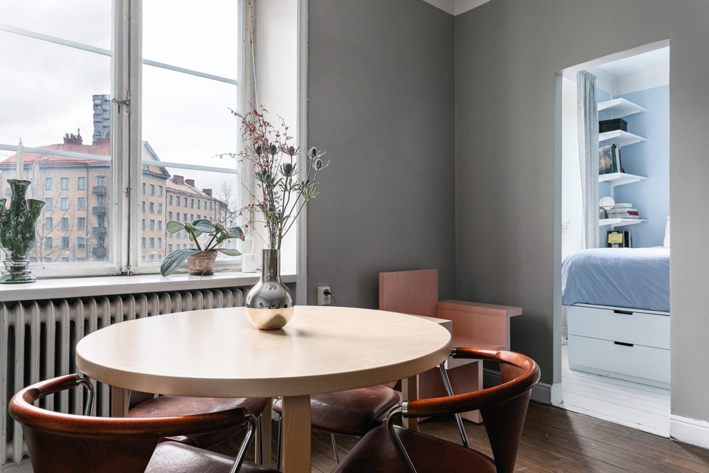 Smart planerat hem med fri utsikt över Vanadisplan.