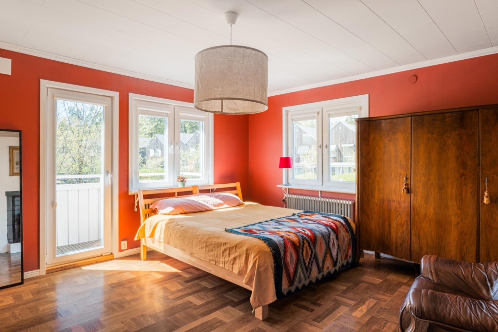 Underbar villa med dubbelgarage belägen på en fantastisk tomt