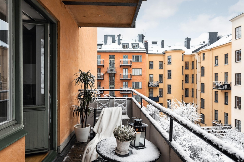 Stilfull 2,5:a med stor balkong och Vasastans bästa läge!