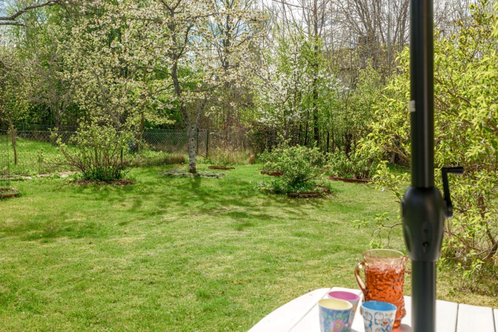 Underbar villa med dubbelgarage belägen på en fantastisk tomt