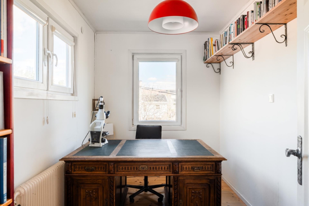 Underbar villa med dubbelgarage belägen på en fantastisk tomt