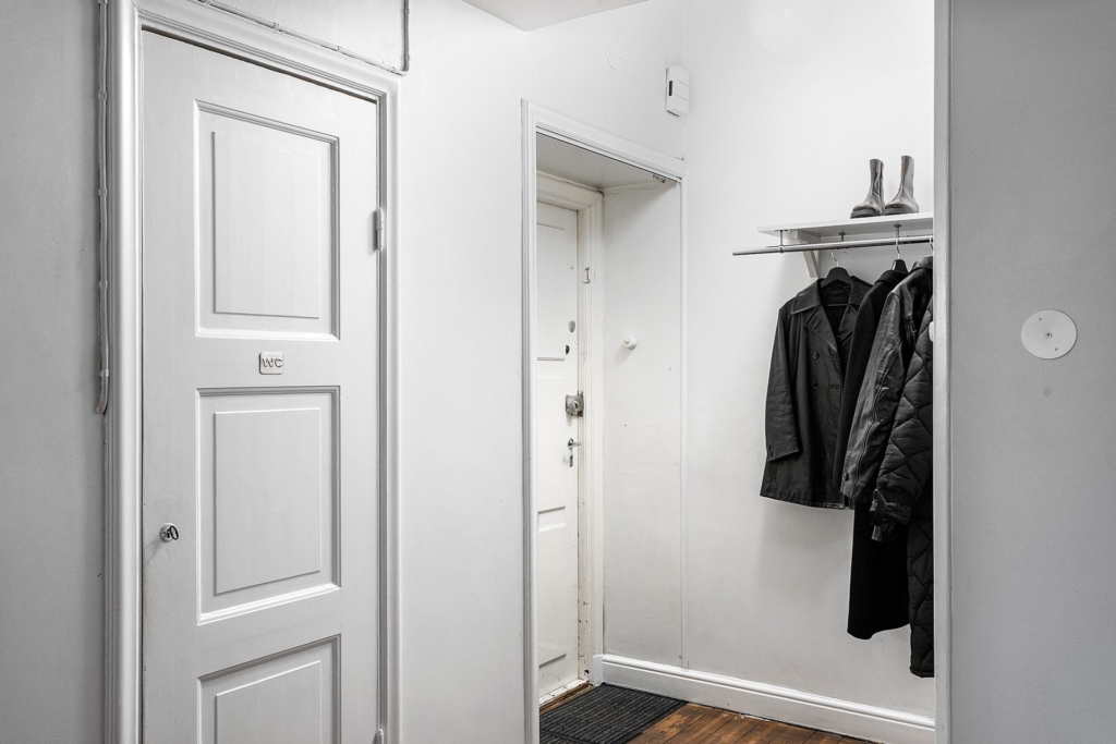 Smart planerat hem med fri utsikt över Vanadisplan.