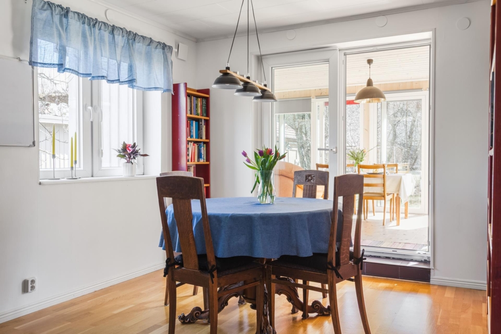 Underbar villa med dubbelgarage belägen på en fantastisk tomt