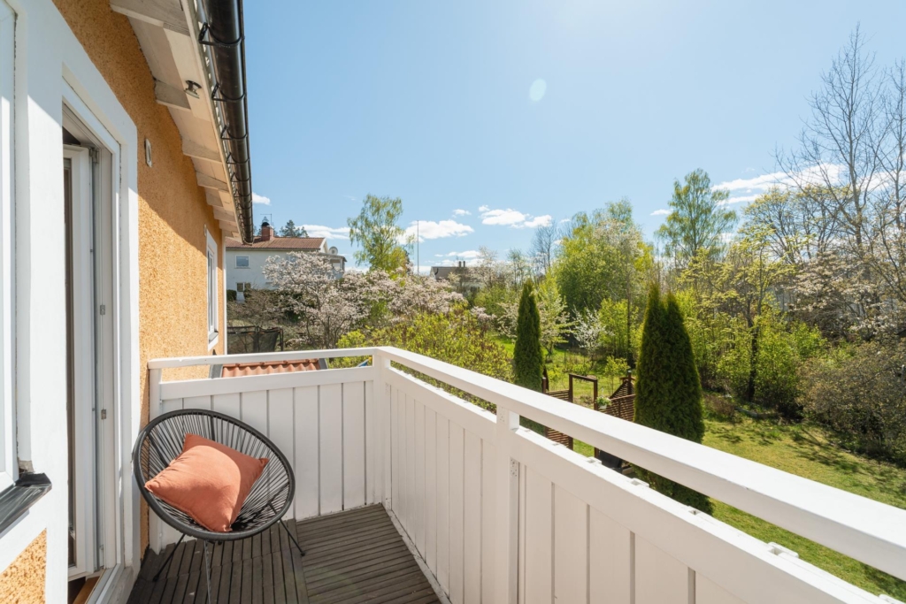 Underbar villa med dubbelgarage belägen på en fantastisk tomt