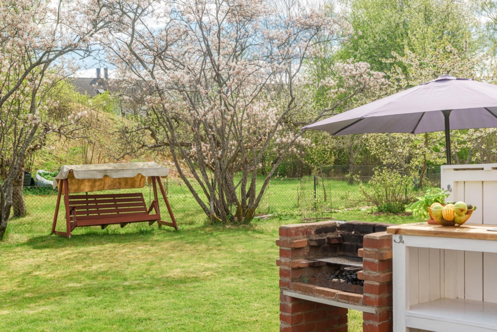 Underbar villa med dubbelgarage belägen på en fantastisk tomt