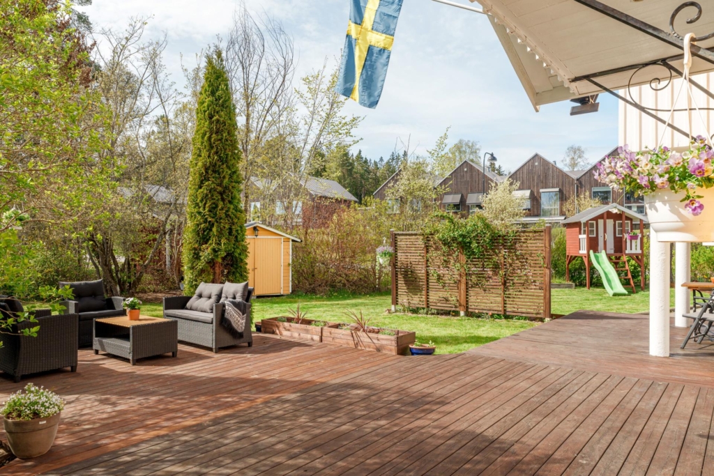 Underbar villa med dubbelgarage belägen på en fantastisk tomt