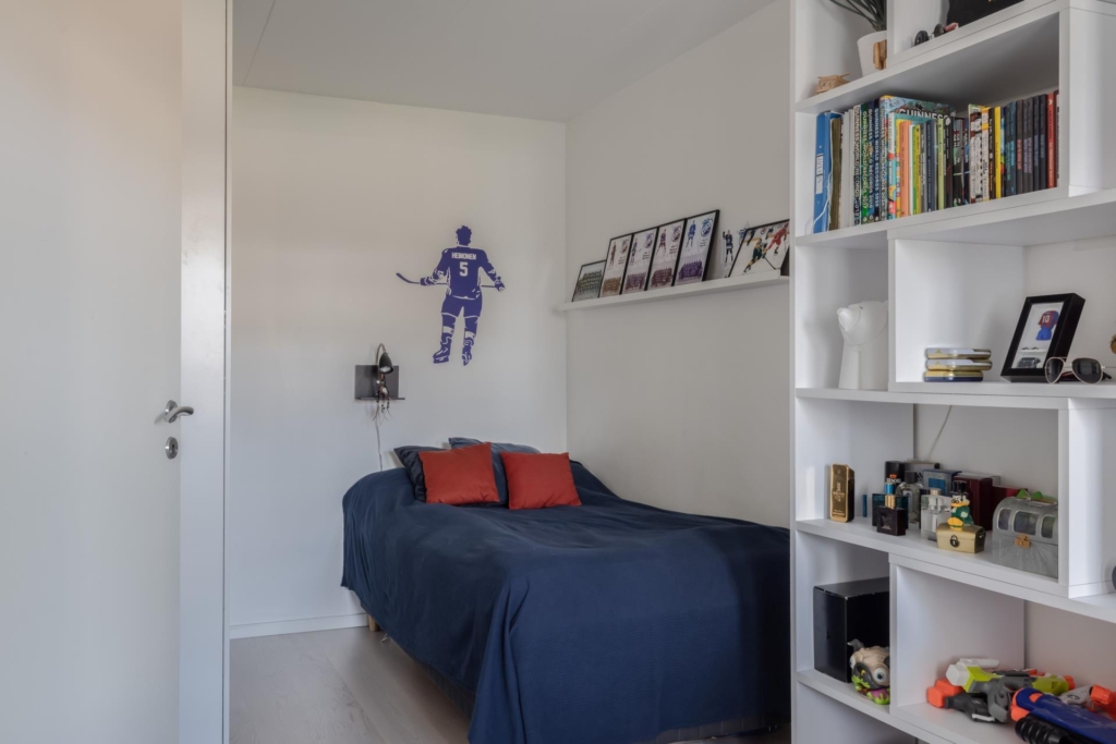 Unik chans – radhus i Saltsjöqvarn! Omedelbar närhet till Saltsjön och stan.