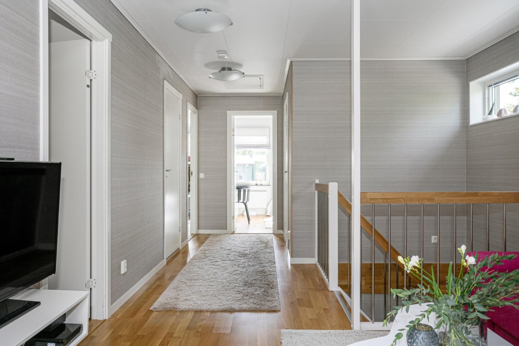 Premium-villa med gavelläge mot skogen!