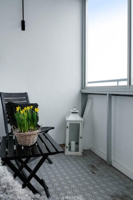 Nyrenoverad 5:a med stor balkong och centralt läge.