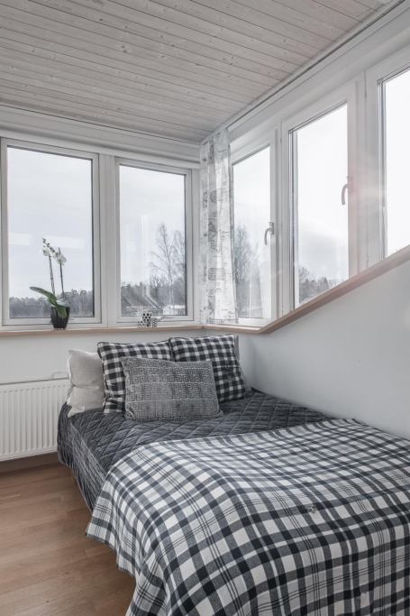 Läckert ”tornhus” med vinterbonat uterum!