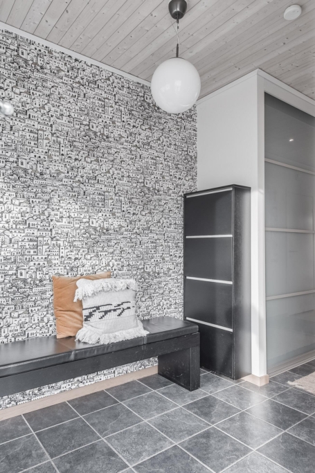 Läckert ”tornhus” med vinterbonat uterum!