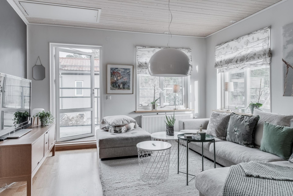 Läckert ”tornhus” med vinterbonat uterum!