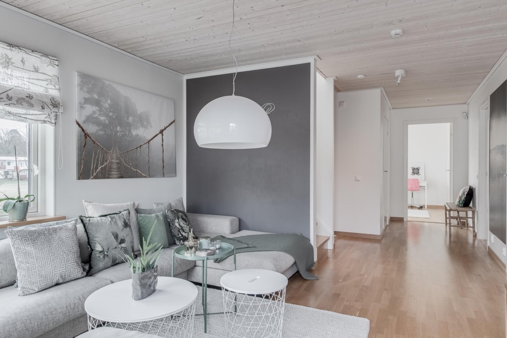 Läckert ”tornhus” med vinterbonat uterum!