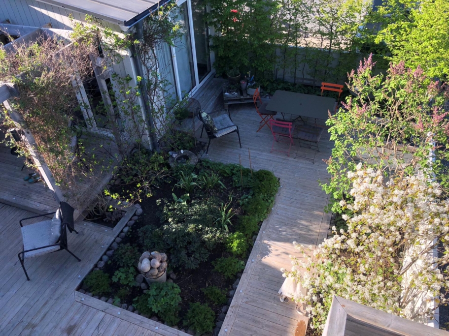 Läckert ”tornhus” med vinterbonat uterum!