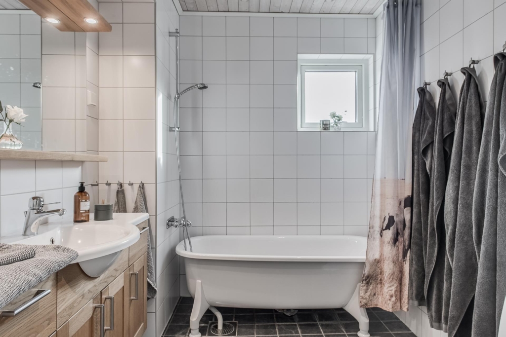 Läckert ”tornhus” med vinterbonat uterum!