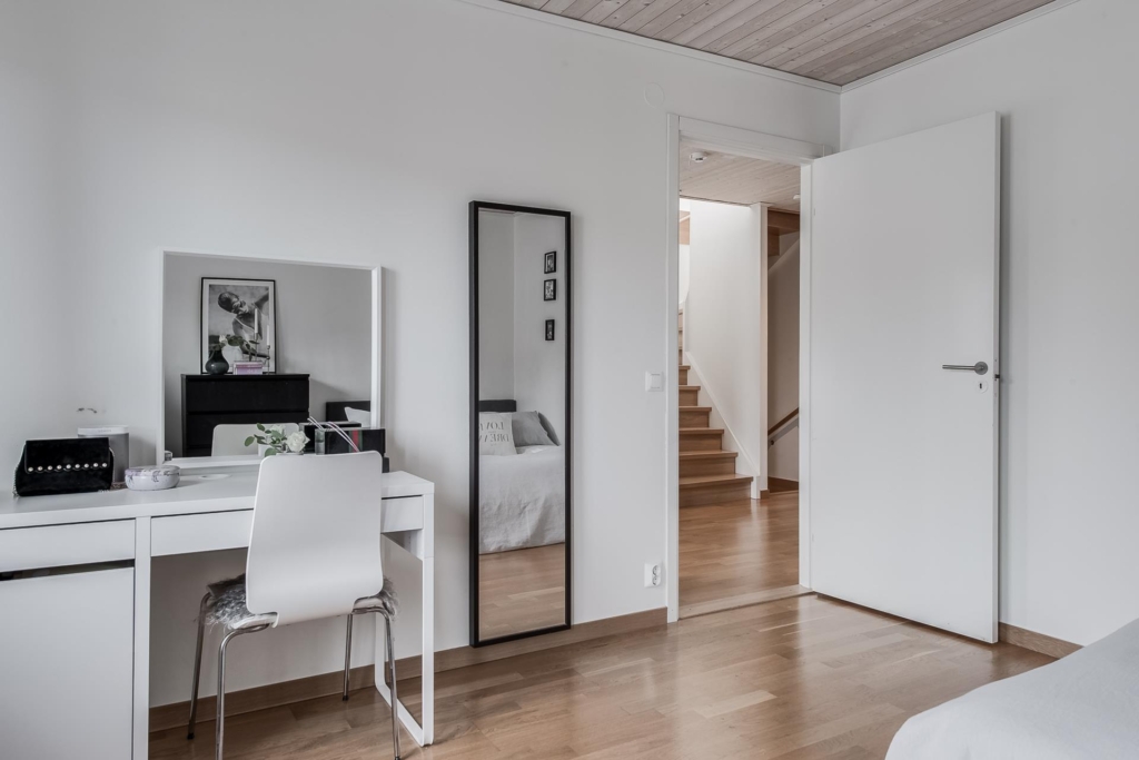 Läckert ”tornhus” med vinterbonat uterum!