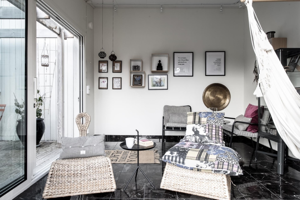 Läckert ”tornhus” med vinterbonat uterum!