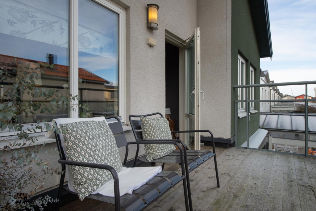 Läckert ”tornhus” med vinterbonat uterum!