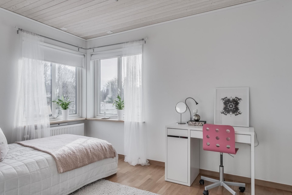 Läckert ”tornhus” med vinterbonat uterum!