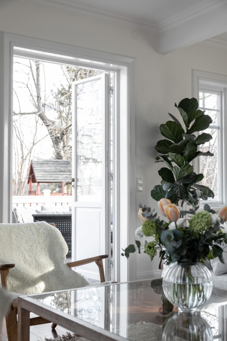 Enastående 20-talspärla med 9 rum och önskeläge!