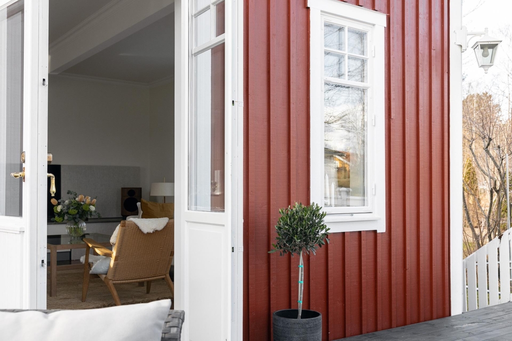 Enastående 20-talspärla med 9 rum och önskeläge!