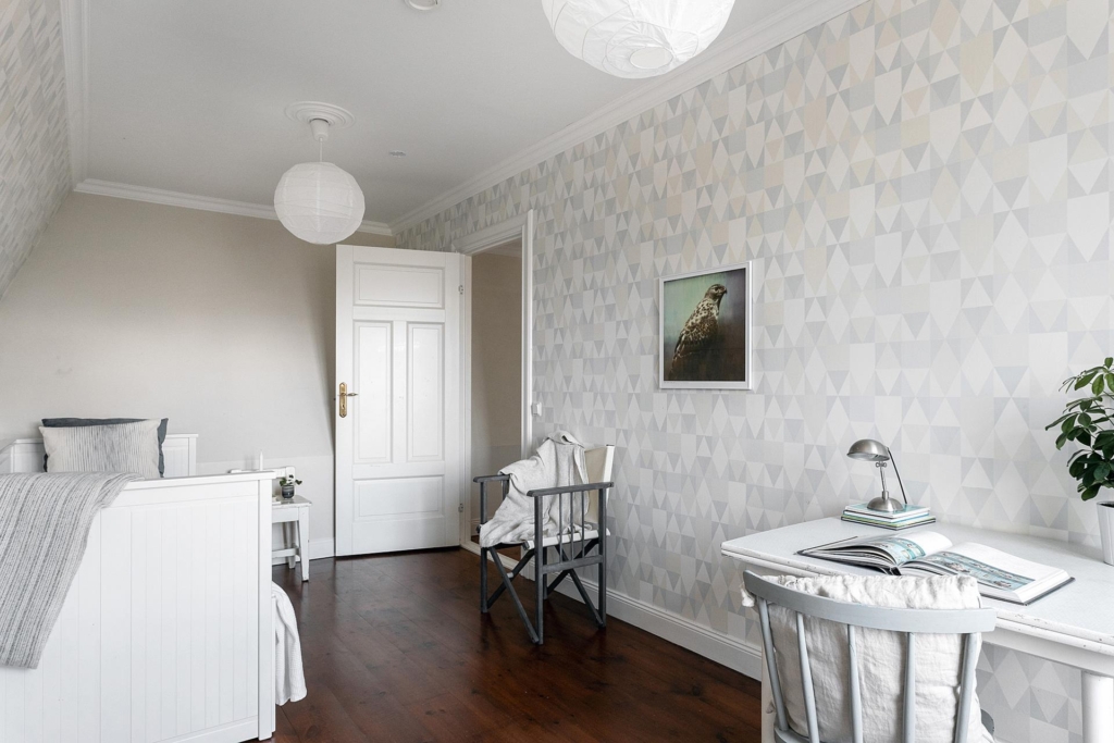 Enastående 20-talspärla med 9 rum och önskeläge!