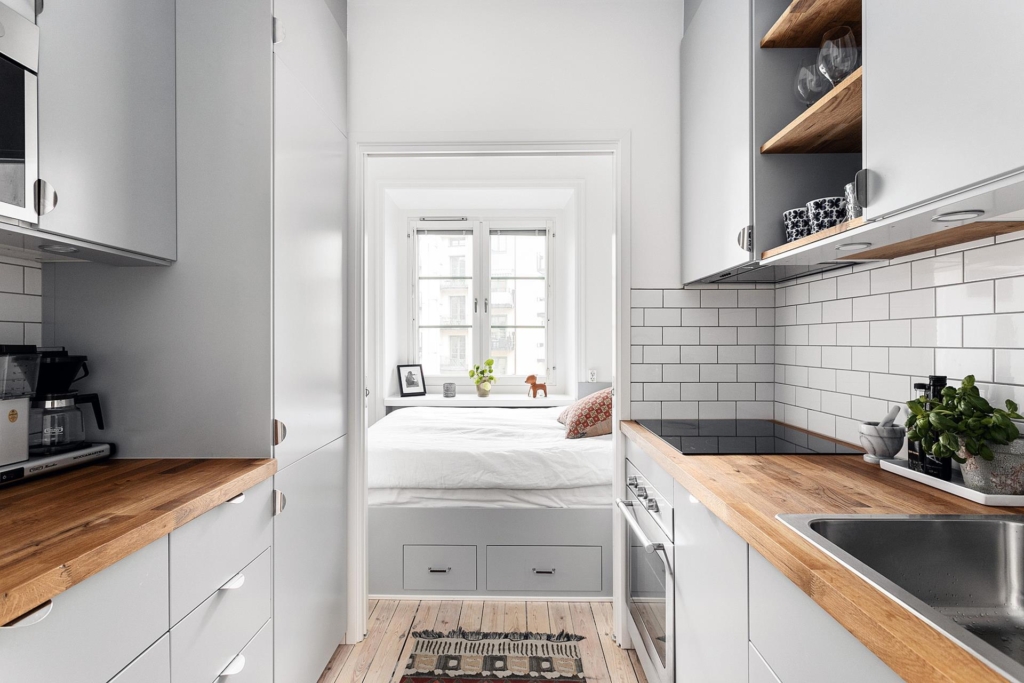 Solig balkong med rofyllt läge i underbara Vasastan