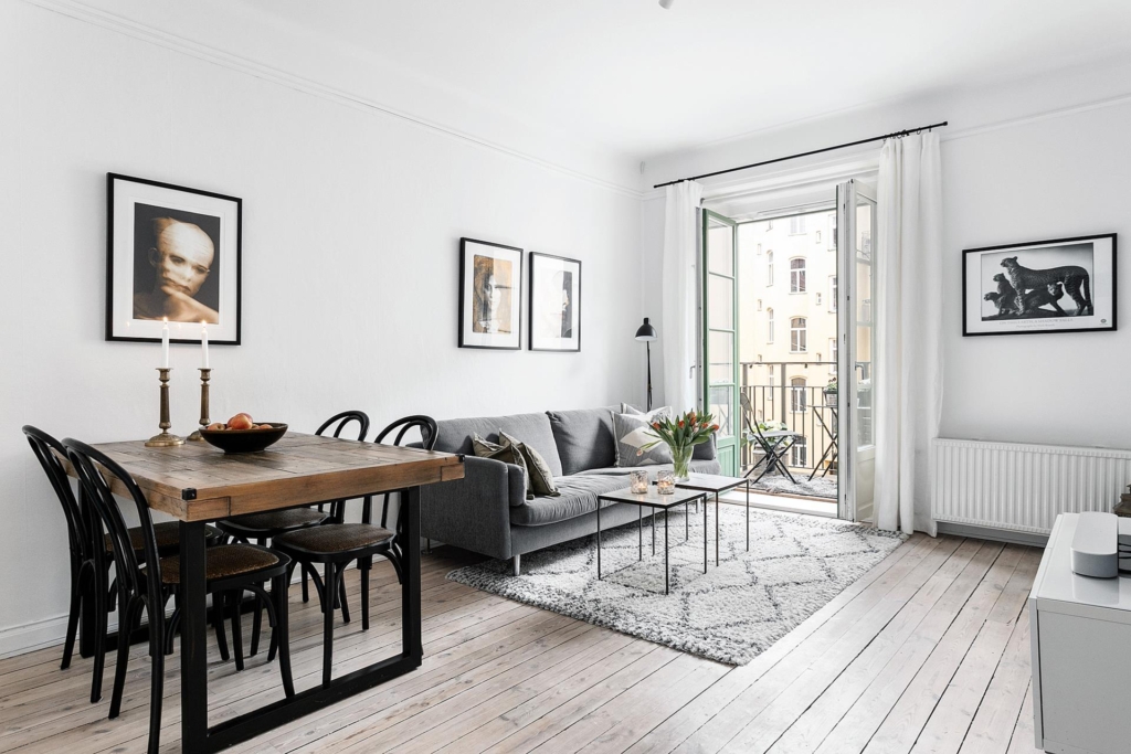 Solig balkong med rofyllt läge i underbara Vasastan