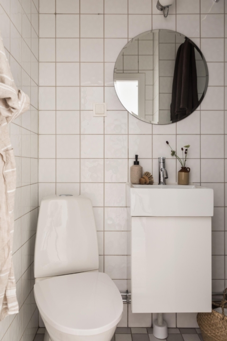 Suveränt planerad sekelskifteslya med uteplats!