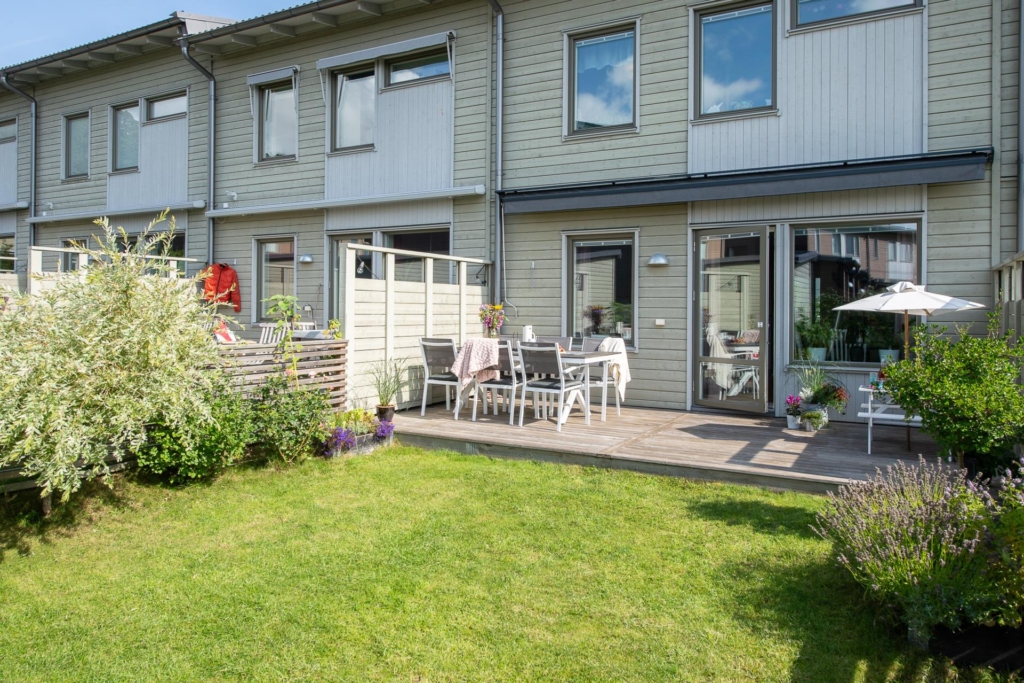 Härligt radhus med grymt solläge och 5 rum!
