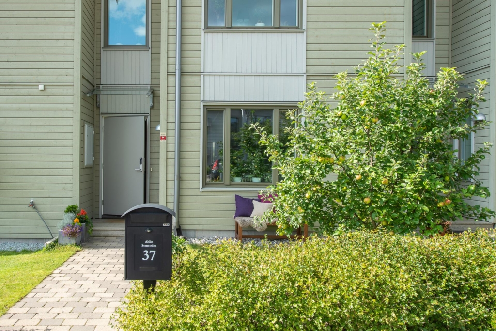Härligt radhus med grymt solläge och 5 rum!