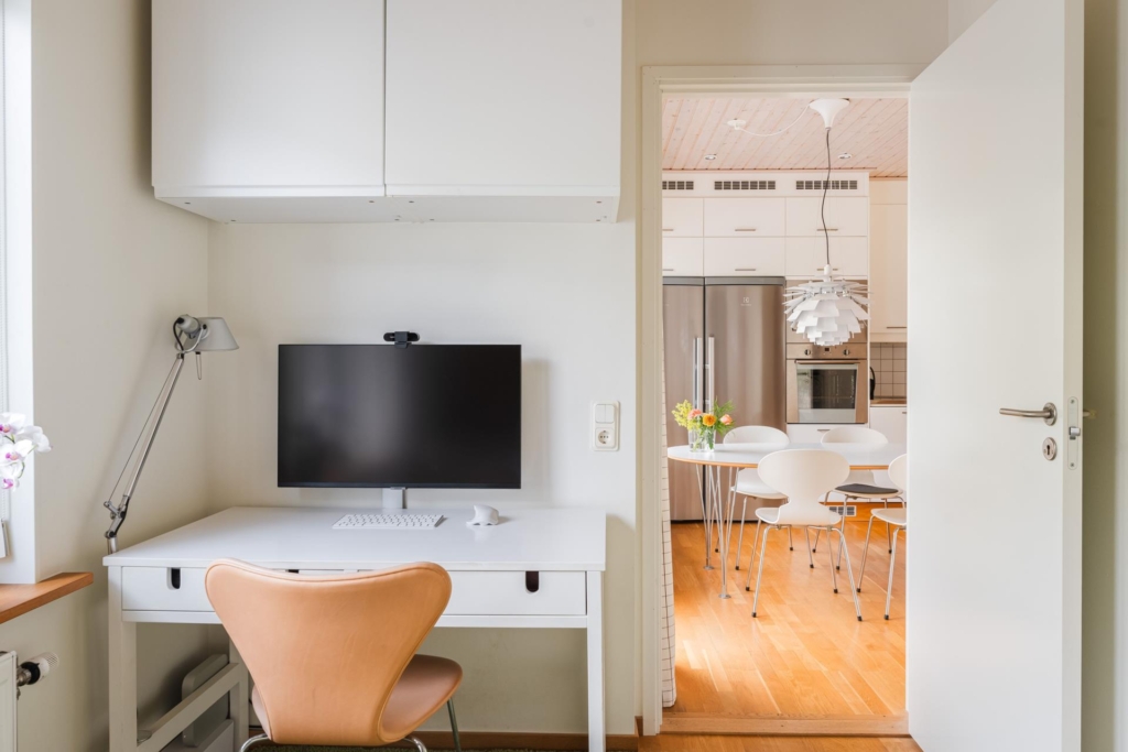 Missa inte chansen till ett av Silverdals mest attraktiva hustyper och läge – med 6 rum på 141 kvm