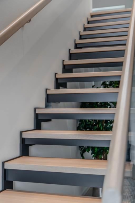 Nyproducerad villa i Svinninge, med påkostad interiör och utsökt läge.