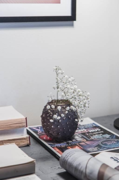 Nyproducerad villa i Svinninge, med påkostad interiör och utsökt läge.