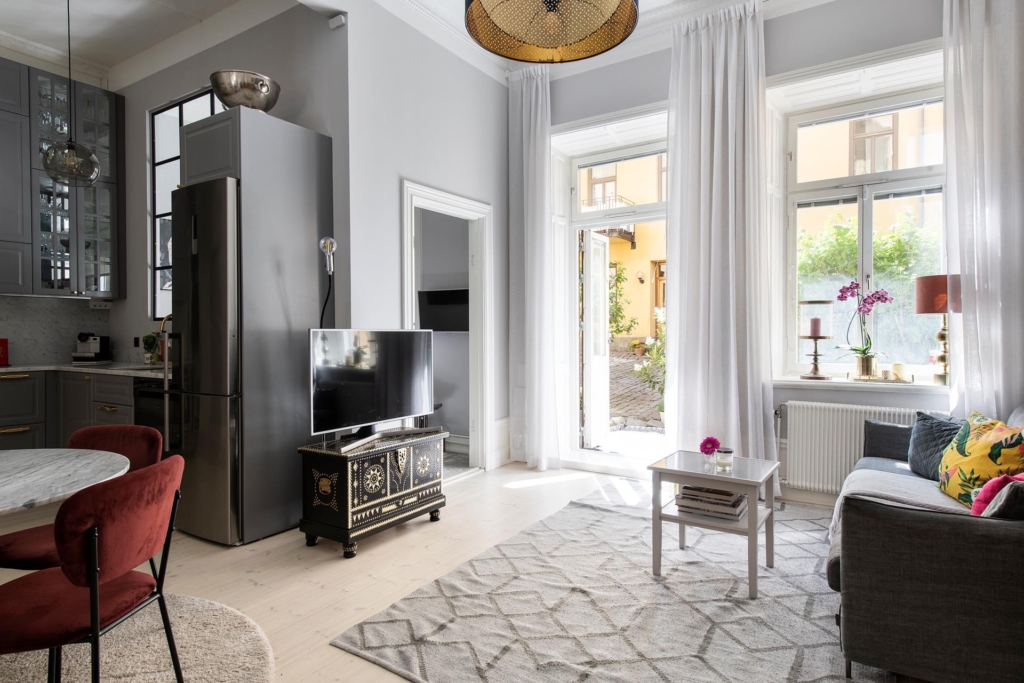 Magisk sekelskiftestrea med solig uteplats!