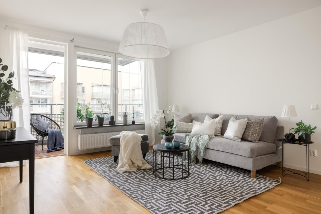 Välplanerad trea med stor balkong i soligt sydvästläge