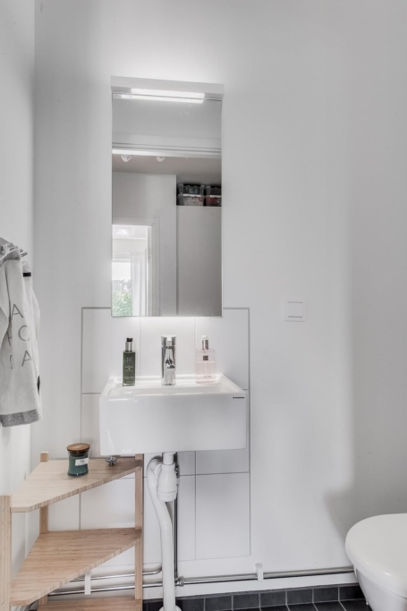 Ljus och välplanerad 4:a med stor söderbalkong