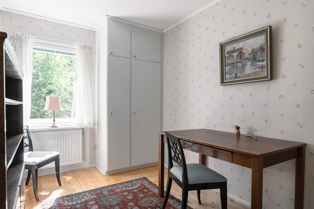 Härlig enplansvilla 7 rum och solig uteplats i optimalt läge