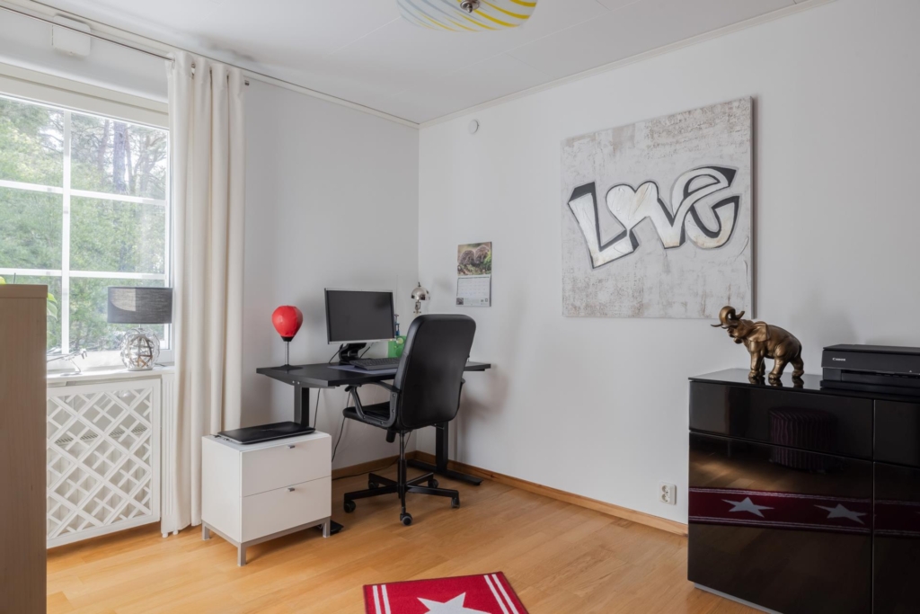 Välkommen till detta underbara hus med bullerby känsla.