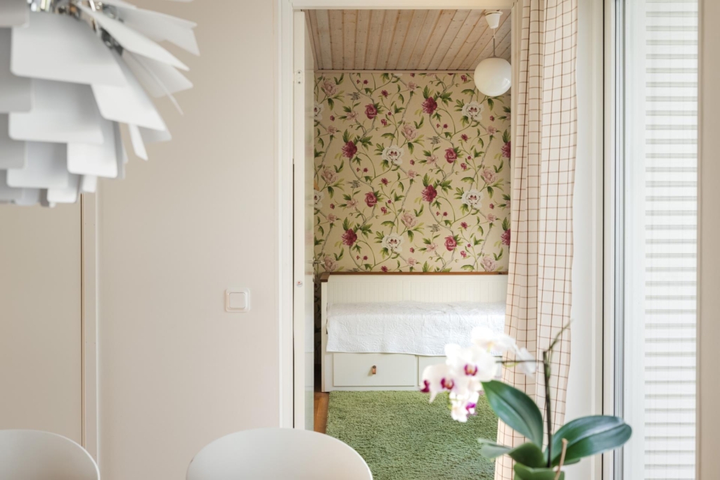 Missa inte chansen till ett av Silverdals mest attraktiva hustyper och läge – med 6 rum på 141 kvm