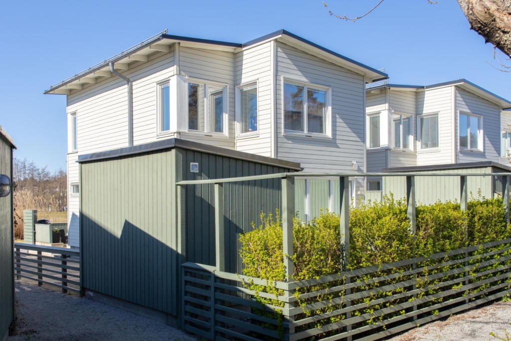 Ljuvligt och fridfullt familjeboende i Silverdals mysiga idyll.